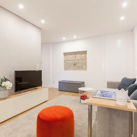 Art's - Minho's Guest *